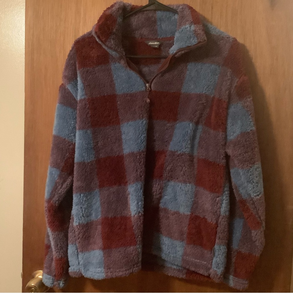 Eddie Bauer plush sweater M